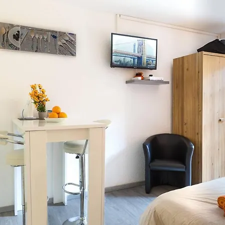 Travel Homes - The Pfeffel, 2M Walk Little Venice Colmar Exterior photo